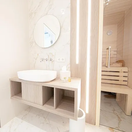 Arielle Athena Appartement